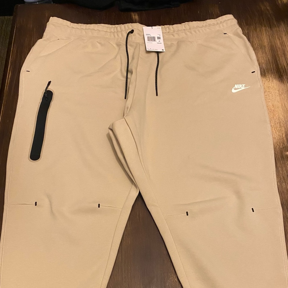 NIKE Women's Sportswear Tech Pants Beige Plus Size 3x